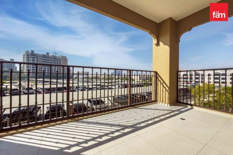 Apartment in Umm Suqeim, Dubai 2 bedrooms, 122.9 sq.m. № 114211 - photo 8