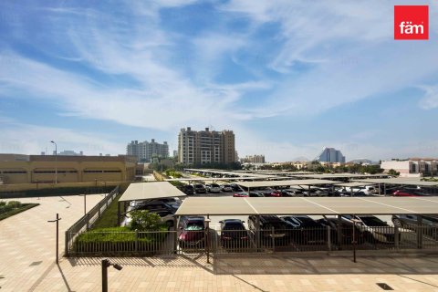 Apartment in Umm Suqeim, Dubai 2 bedrooms, 122.9 sq.m. № 114211 - photo 12