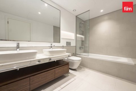 Apartment in Umm Suqeim, Dubai 2 bedrooms, 122.9 sq.m. № 114211 - photo 19