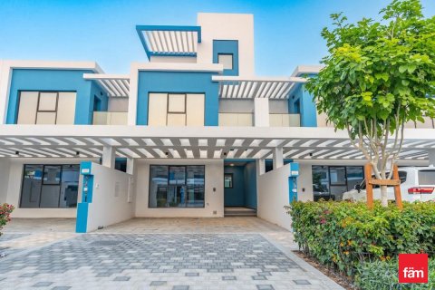 Townhouse in Dubai 4 bedrooms, 144 sq.m. № 114216