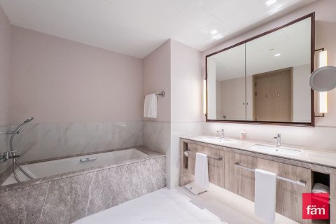 Apartment in Dubai 2 bedrooms, 102.4 sq.m. № 114215 - photo 7