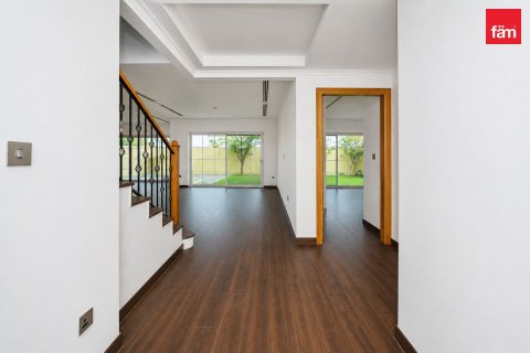 Villa in Jumeirah Park, Dubai 4 bedrooms, 524.9 sq.m. № 133919 - photo 4