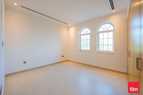 Villa in Jumeirah Park, Dubai 4 bedrooms, 524.9 sq.m. № 133919 - photo 14