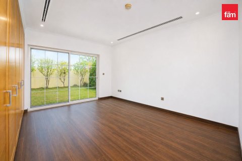 Villa in Jumeirah Park, Dubai 4 bedrooms, 524.9 sq.m. № 133919 - photo 5