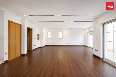 Villa in Jumeirah Park, Dubai 4 bedrooms, 524.9 sq.m. № 133919 - photo 7