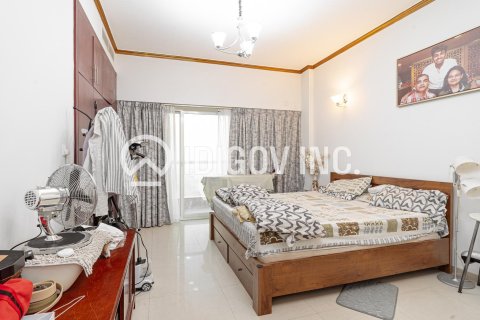 Снять в аренду квартиру в Дубай Марине, Дубай: 2 спальни, 135м², № 38435 - фото 2