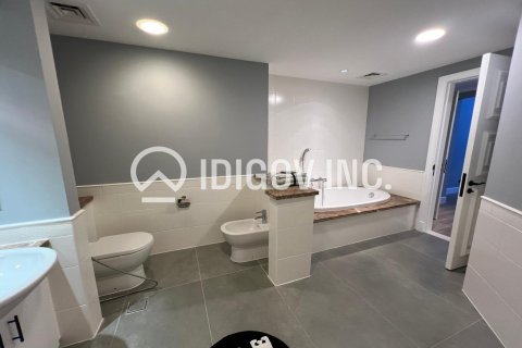 Снять в аренду квартиру в Golden Mile, Пальма Джумейра, Дубай: 2 спальни, 168м², № 38436 - фото 6