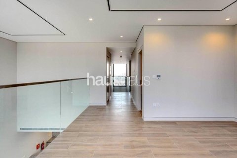 Villa en Jumeirah Bay Island, Jumeirah, Dubai, 5 dormitorios, 540 m², № 45079 - foto 8