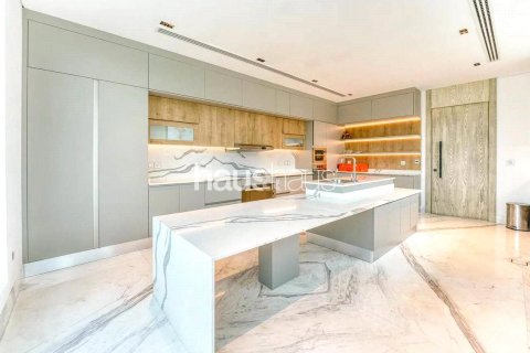 Villa en Palm Jumeirah, Dubai, 7 dormitorios, 883 m², № 45075 - foto 3
