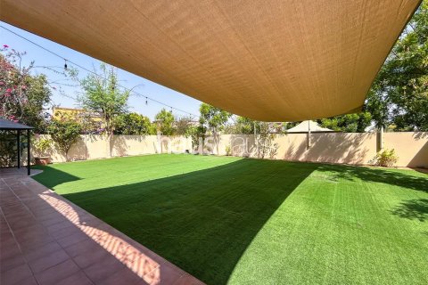 Villa en Arabian Ranches, Dubai, 4 dormitorios, 401 m², № 45080 - foto 11