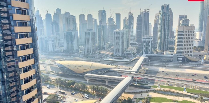 Office in Dubai 377.9 sq.m. № 59077