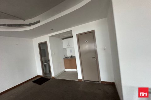 Office in Dubai 377.9 sq.m. № 59077 - photo 3