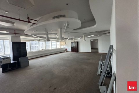 Office in Dubai 377.9 sq.m. № 59077 - photo 9
