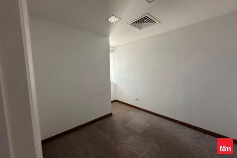 Office in Dubai 377.9 sq.m. № 59077 - photo 5