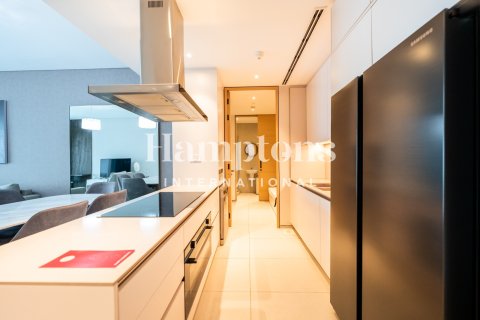 Apartment in Jumeirah Beach Residence, Dubai 3 bedrooms, 180.13891700 sq.m. № 101355 - photo 7
