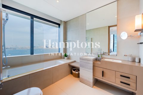 Apartment in Jumeirah Beach Residence, Dubai 3 bedrooms, 180.13891700 sq.m. № 101355 - photo 30