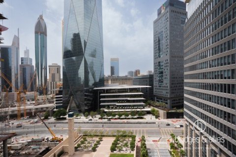 Apartment in DIFC, Dubai 3 bedrooms, 194 sq.m. № 101351 - photo 9