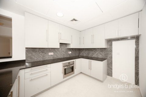 Apartment in DIFC, Dubai 3 bedrooms, 194 sq.m. № 101351 - photo 16