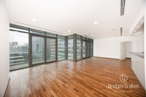 Apartment in DIFC, Dubai 3 bedrooms, 194 sq.m. № 101351