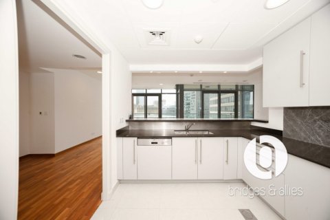 Apartment in DIFC, Dubai 3 bedrooms, 194 sq.m. № 101351 - photo 5