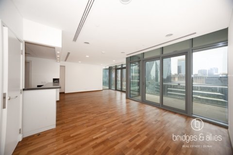 Apartment in DIFC, Dubai 3 bedrooms, 194 sq.m. № 101354 - photo 9