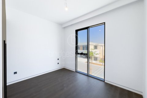 Villa in Tilal Al Ghaf, Dubai 5 bedrooms, 580 sq.m. № 101353 - photo 11