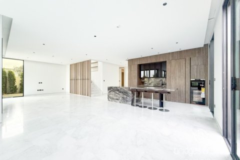 Villa in Tilal Al Ghaf, Dubai 5 bedrooms, 580 sq.m. № 101353 - photo 4