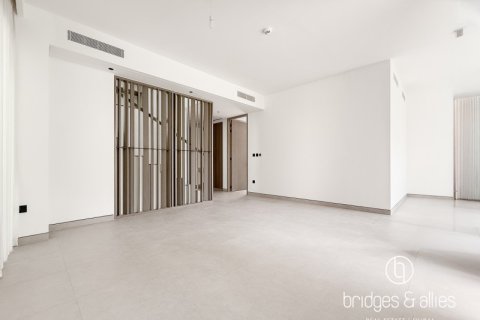 Villa in Tilal Al Ghaf, Dubai 4 bedrooms, 377 sq.m. № 101352 - photo 12