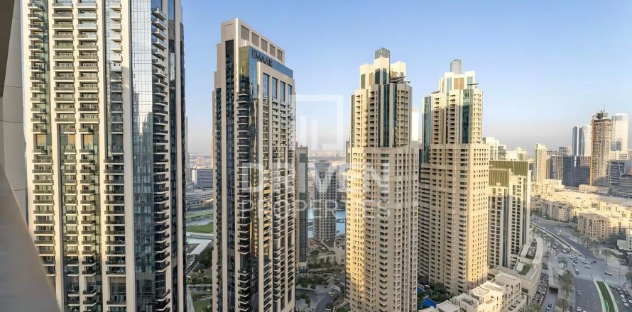 Appartement à BLVD Crescent, Downtown Dubai (Downtown Burj Dubai), Dubai, 3 chambres, 184 m², № 18792