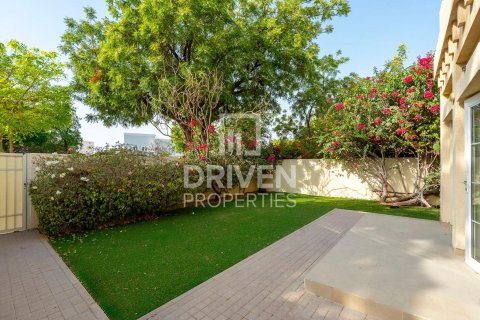 Villa en The Lakes, Dubai, 3 dormitorios, 265 m², № 18789 - foto 17