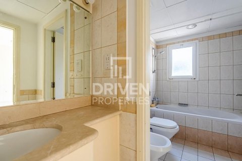 Villa en The Lakes, Dubai, 3 dormitorios, 265 m², № 18789 - foto 8
