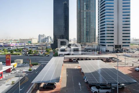 Apartment in Jumeirah Lake Towers, Dubai 1 bedroom, 83 sq.m. № 57568 - photo 3