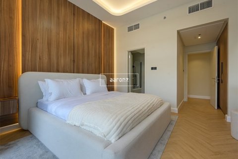 Apartment in Dubai 2 bedrooms, 138.1 sq.m. № 18195 - photo 11