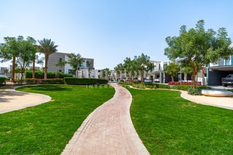 تاون هاوس في Sun, Arabian Ranches 3, دبي 3 غرف نوم, 180.46965168 م² رقم 18202 - صورة 16