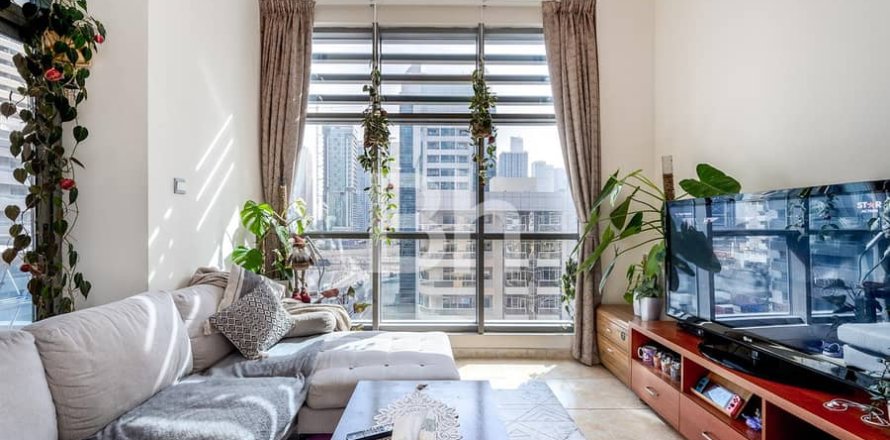 Квартира в Дубай Марине, Дубай, 1 спальня, 71м², № 21790