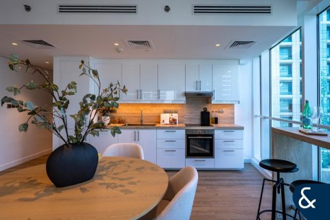 Apartamento en Jumeirah Lake Towers, Dubai, 1 dormitorio, 132 m², № 78729 - foto 6