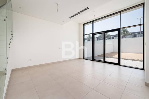 Townhouse in Al Furjan, Dubai 3 bedrooms, 244 sq.m. № 24929 - photo 1