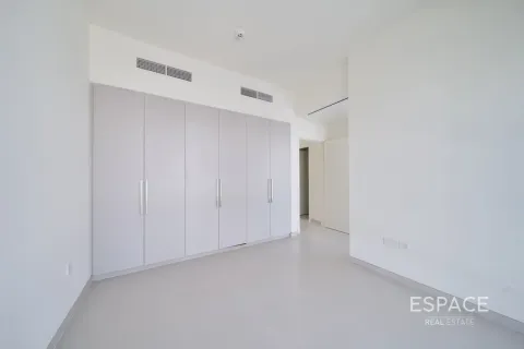 Villa in EMAAR South, Dubai South (Dubai World Central), Dubai 4 bedrooms, 210 sq.m. № 122476 - photo 11