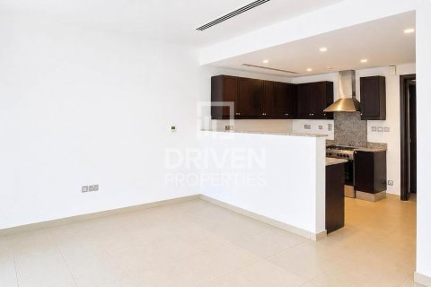 Townhouse in Jumeirah Village Circle, Dubai 2 bedrooms, 239.97 sq.m. № 134165 - photo 7