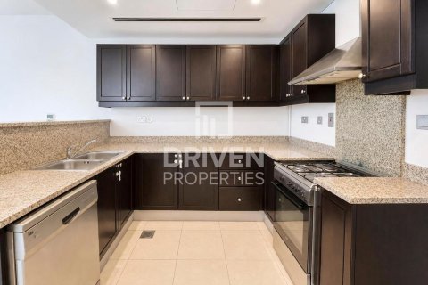 Townhouse in Jumeirah Village Circle, Dubai 2 bedrooms, 239.97 sq.m. № 134165 - photo 8