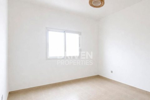 Townhouse in Jumeirah Village Circle, Dubai 2 bedrooms, 239.97 sq.m. № 134165 - photo 5
