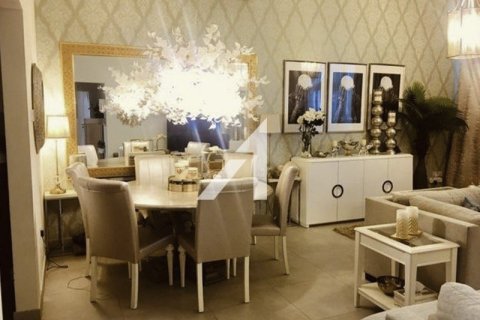 Apartamento en Dubai, 2 dormitorios, 153.6 m², № 11574 - foto 2
