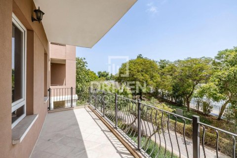 Apartment in Motor City, Dubai 2 bedrooms, 155.15 sq.m. № 129645 - photo 9