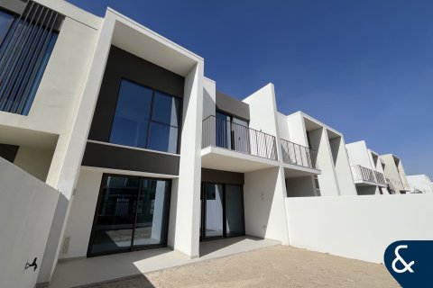 Вилла в Nara, The Valley, Дубай, 3 спальни, 177м², № 91468