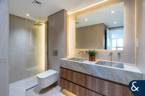 Appartement à Churchill Towers, Business Bay, Dubai, 2 chambres, 118 m², № 91469 - photo 12