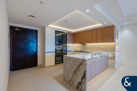 Appartement à Churchill Towers, Business Bay, Dubai, 2 chambres, 118 m², № 91469 - photo 4