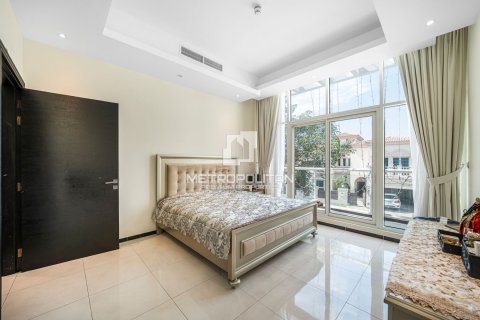 Villa in Jumeirah Village Triangle, Dubai 3 bedrooms, 152 sq.m. № 15154 - photo 9