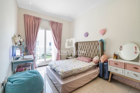 Villa in Jumeirah Village Triangle, Dubai 3 bedrooms, 152 sq.m. № 15154 - photo 26