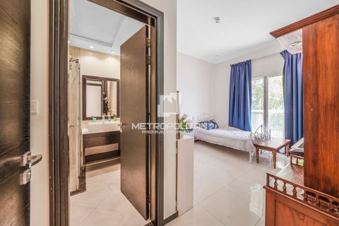 Villa in Jumeirah Village Triangle, Dubai 3 bedrooms, 152 sq.m. № 15154 - photo 28