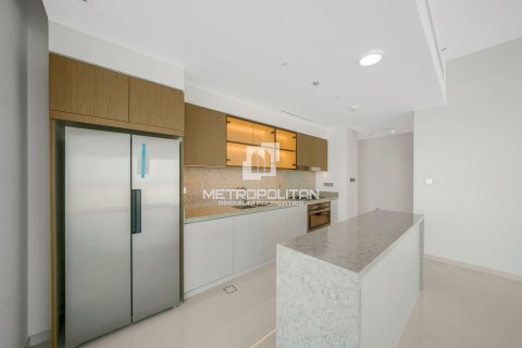 Apartamento en EMAAR Beachfront, Dubai Harbour, Dubai, 3 dormitorios, 180 m², № 15161 - foto 5